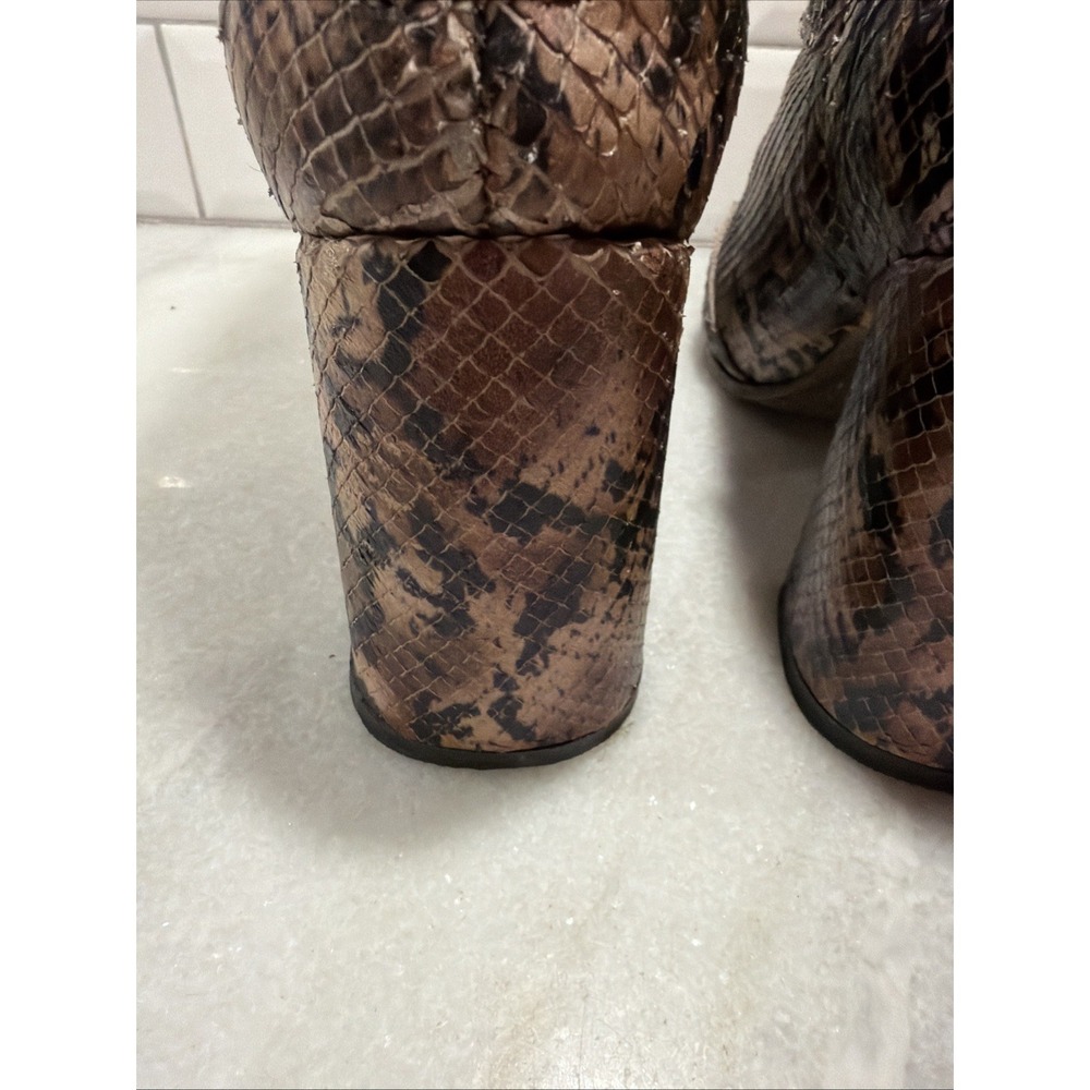 FREEBIRD Joey‎ Snake Print Bootie SZ 10 - Picture 12 of 16
